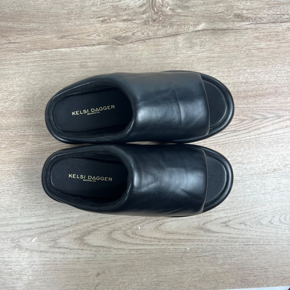 Kelsi dagger Bubble Shell Platform Sandals - Picture 5 of 8